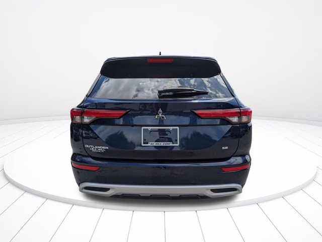 2024 Cosmic Blue Metallic Mitsubishi Outlander SE AWD SUV