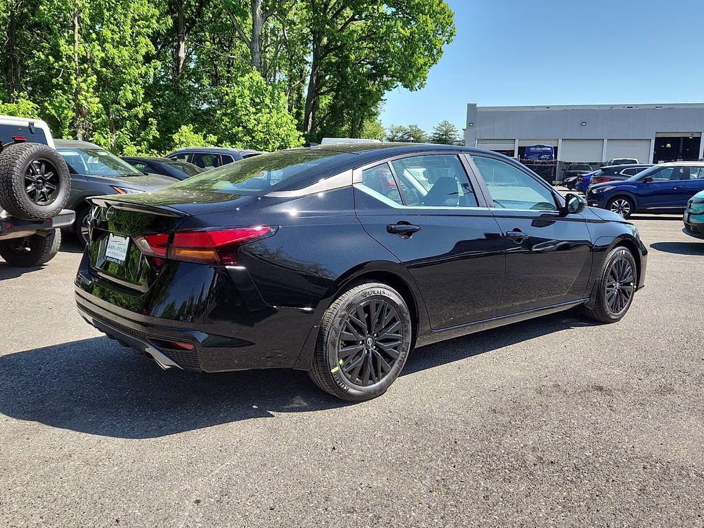 2026 Super Black Clearcoat Nissan Altima 2.5 SV FWD Sedan