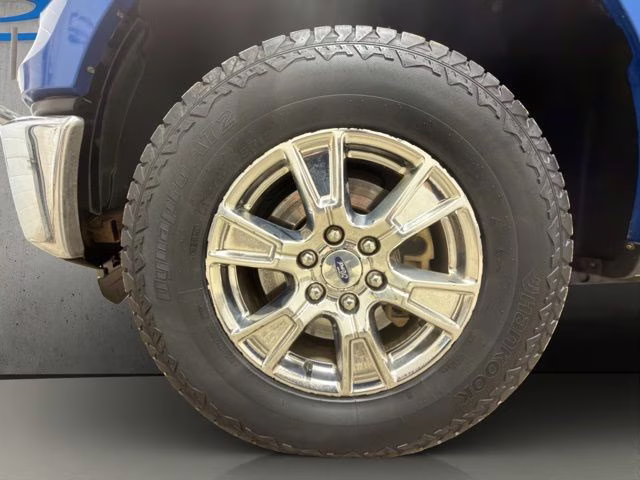 2016 Blue Flame Metallic Ford F-150 XLT 4X4 Truck