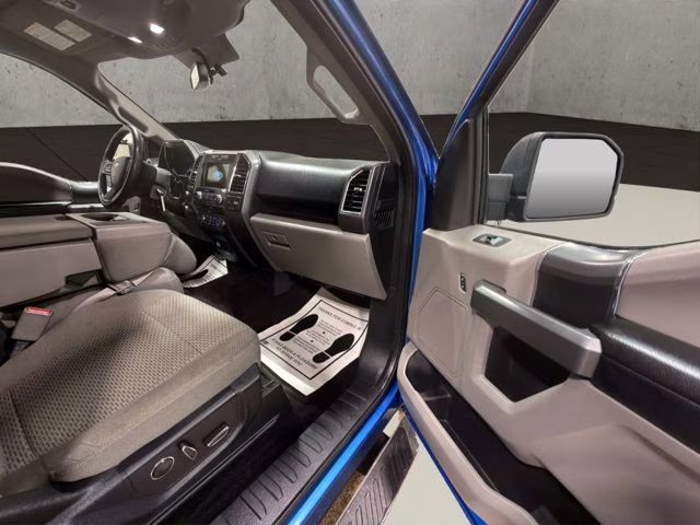 2016 Blue Flame Metallic Ford F-150 XLT 4X4 Truck