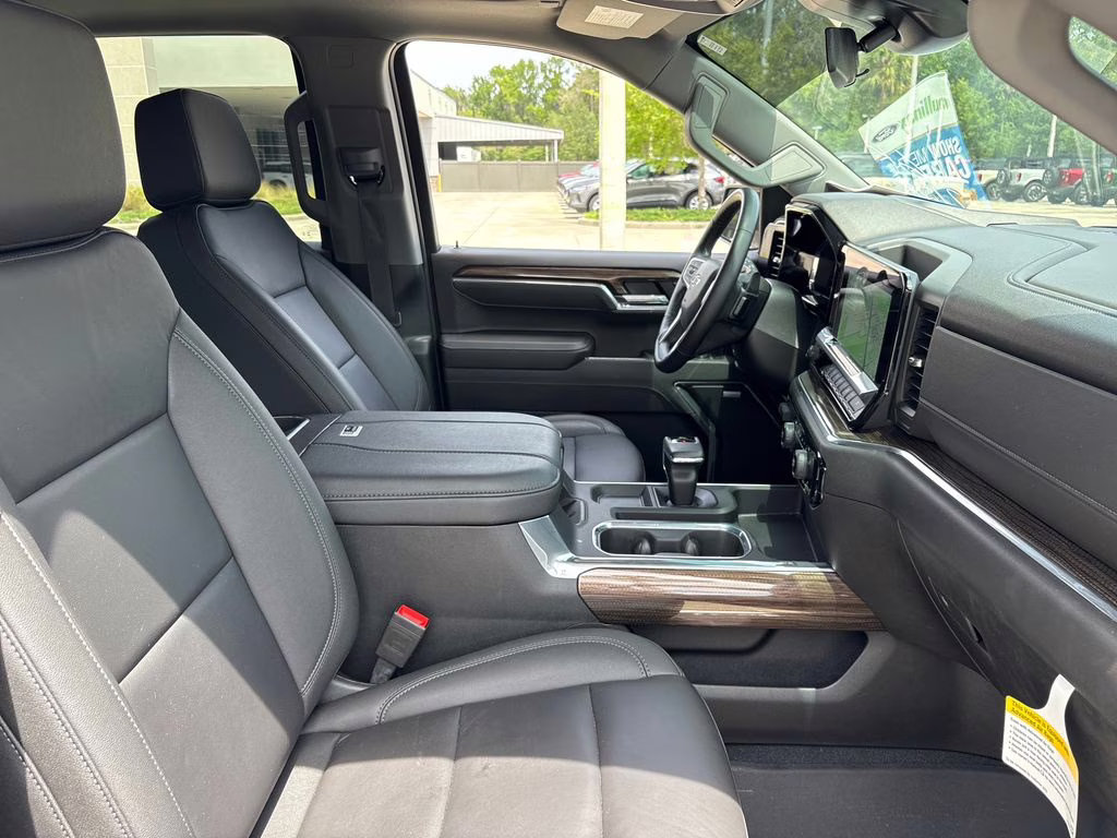 2025 Slate Gray Metallic Chevrolet Silverado 1500 RST 4X4 Truck