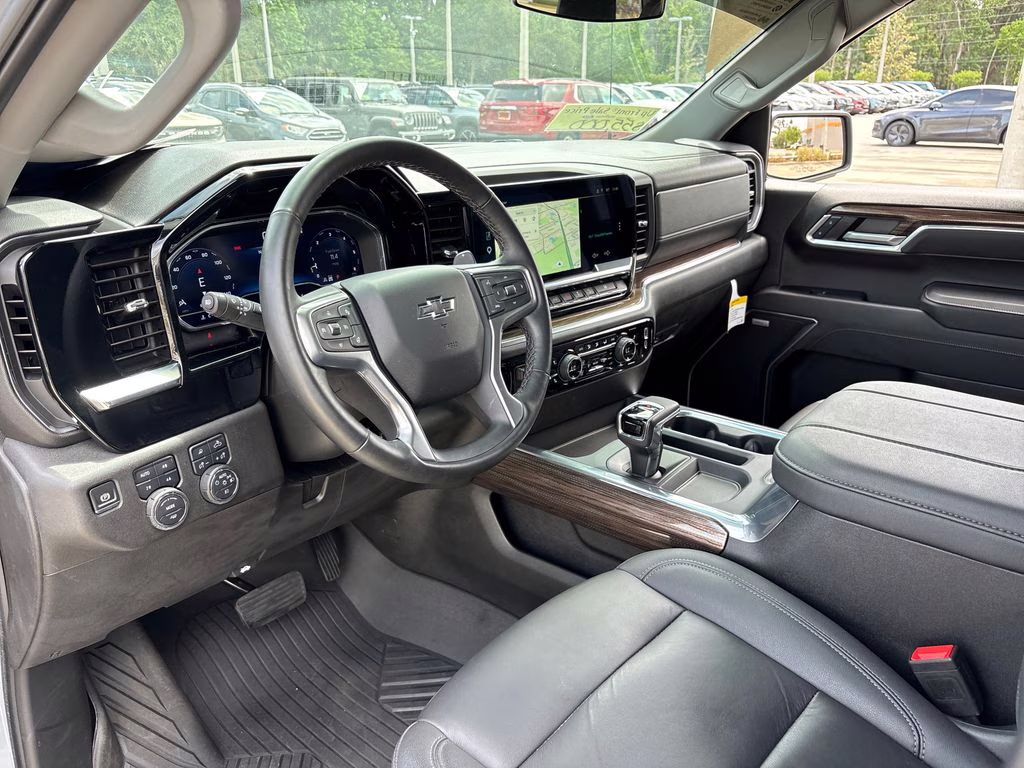 2025 Slate Gray Metallic Chevrolet Silverado 1500 RST 4X4 Truck