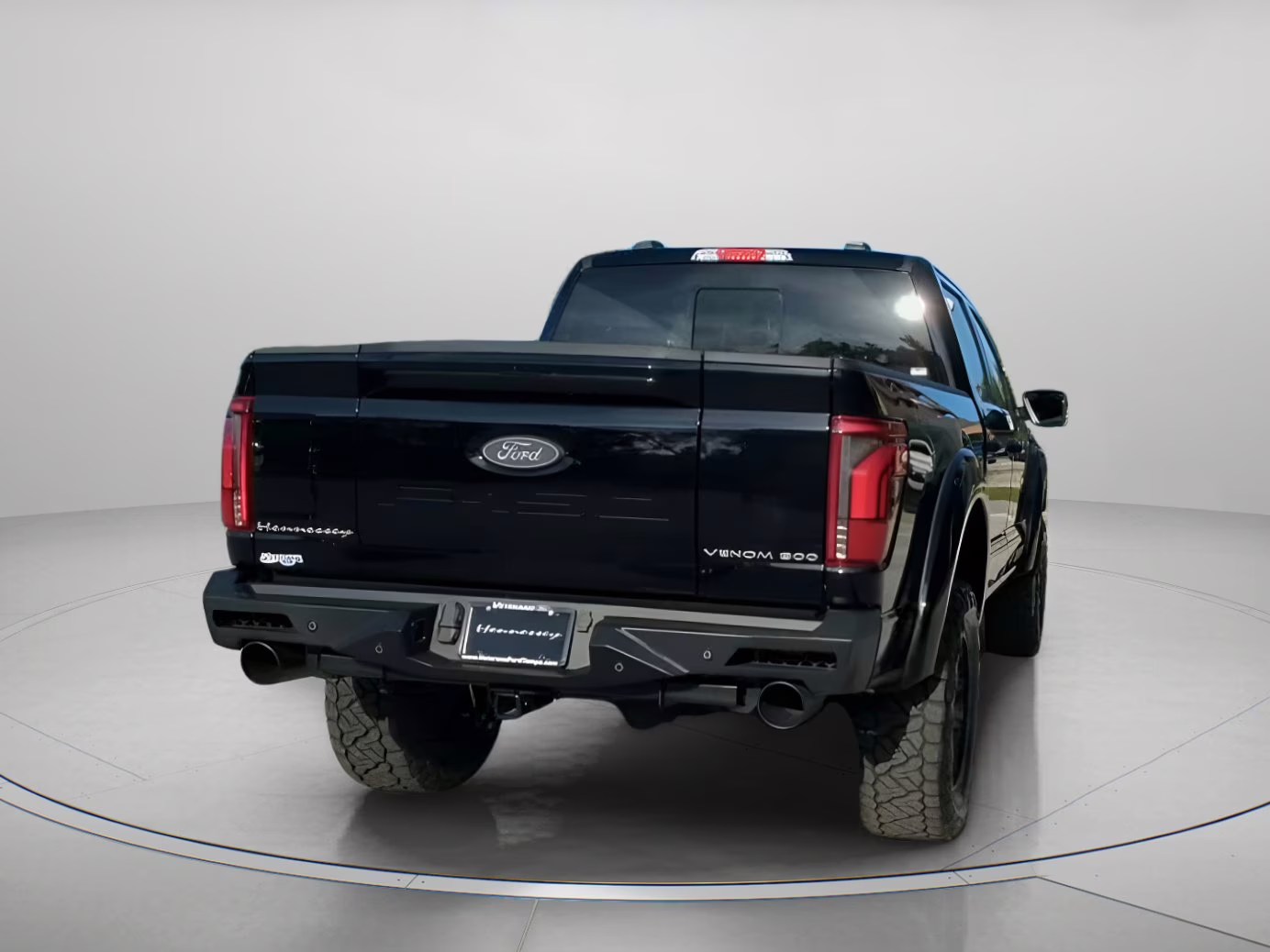2026 Agate Black Metallic Ford F-150 LARIAT Crew Cab Pickup 4X4 Truck