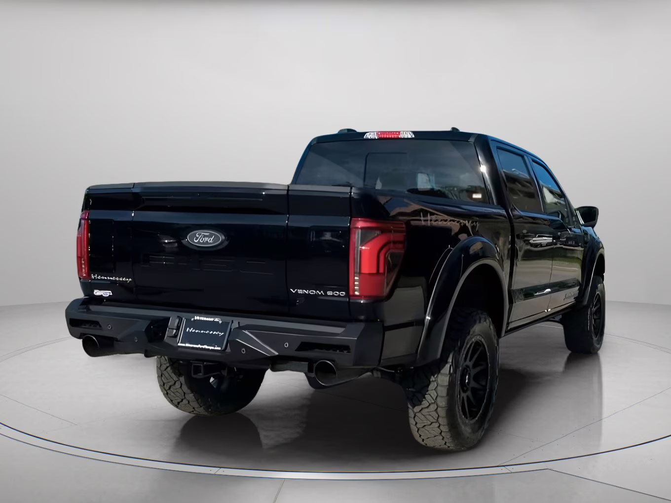 2026 Agate Black Metallic Ford F-150 LARIAT Crew Cab Pickup 4X4 Truck
