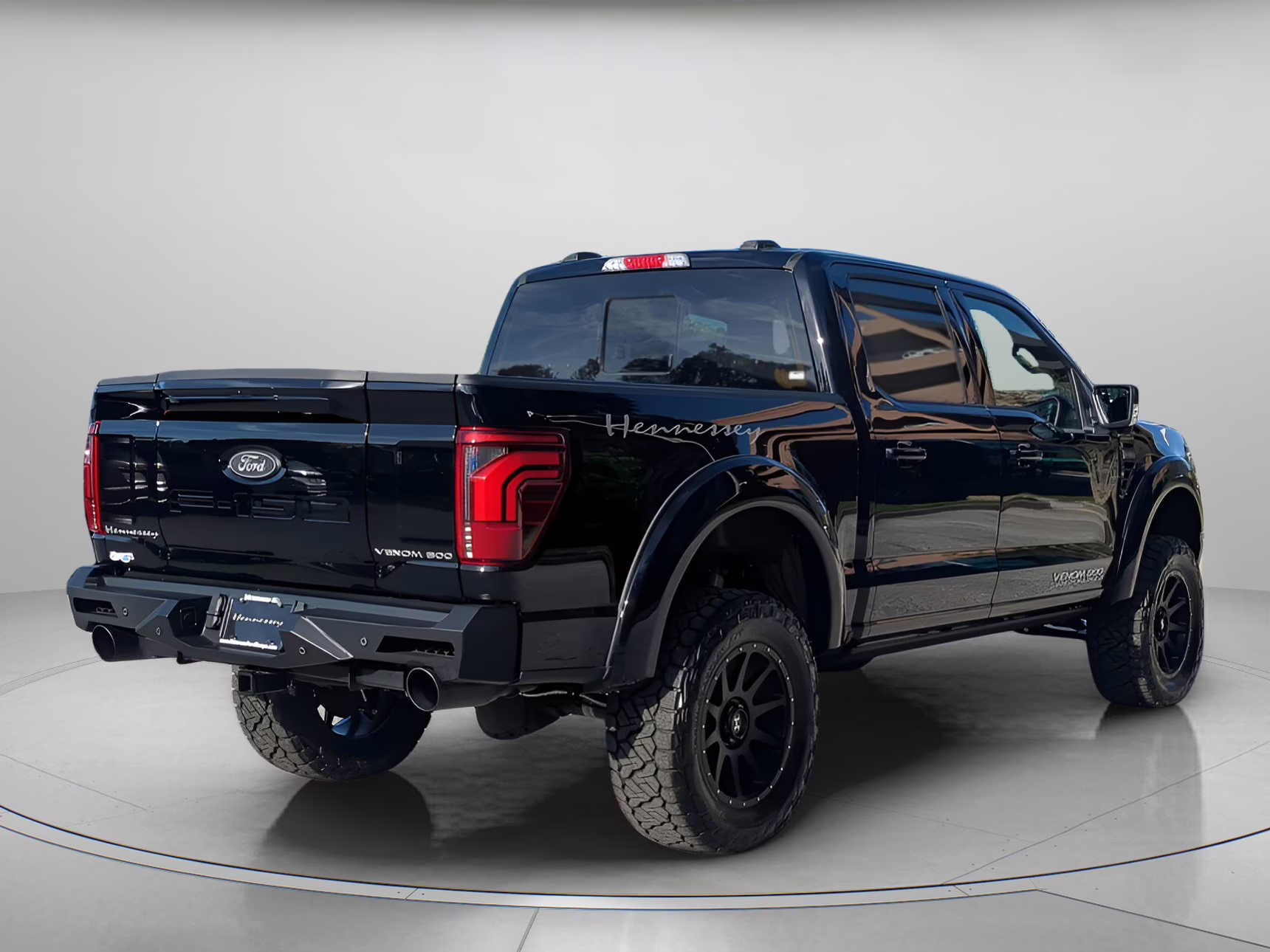 2026 Agate Black Metallic Ford F-150 LARIAT Crew Cab Pickup 4X4 Truck