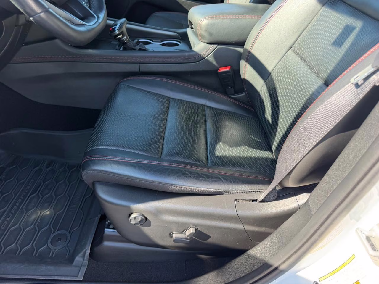 2023 White Knuckle Clearcoat Dodge Durango R/T Plus AWD SUV