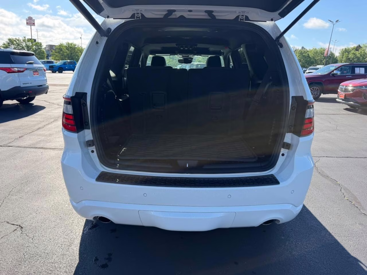 2023 White Knuckle Clearcoat Dodge Durango R/T Plus AWD SUV