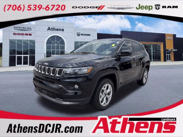 2025 Diamond Black Crystal Pearlcoat Jeep Compass Latitude 4X4 SUV