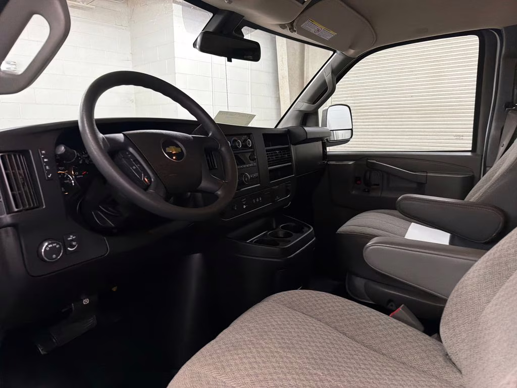 2020 Summit White Chevrolet Express 3500 LT RWD Van