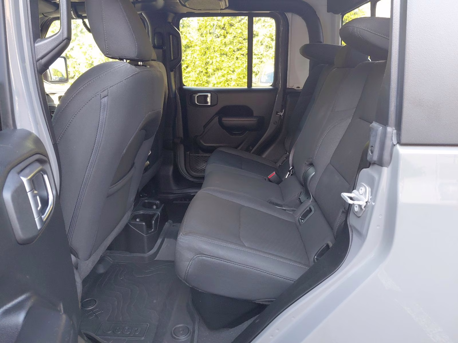 2021 Sting-Gray Clearcoat Jeep Gladiator Sport 4X4 Truck