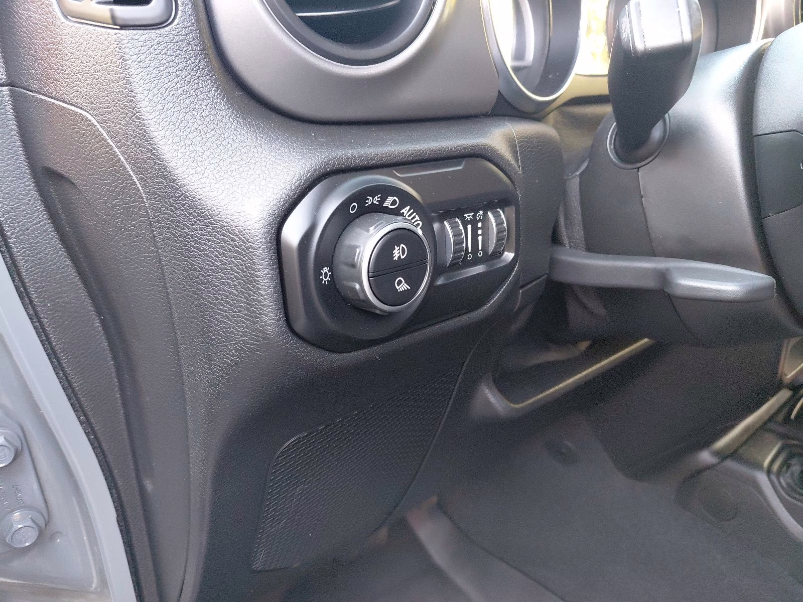 2021 Sting-Gray Clearcoat Jeep Gladiator Sport 4X4 Truck
