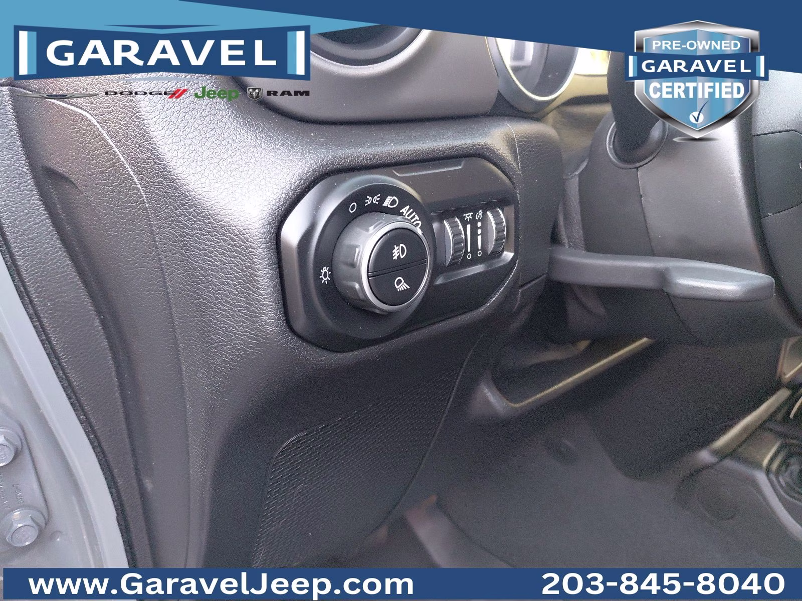 2021 Sting-Gray Clearcoat Jeep Gladiator Sport 4X4 Truck