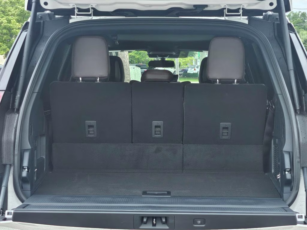 2026 Star White Metallic Tri-Coat Ford Expedition King Ranch 4X4 SUV