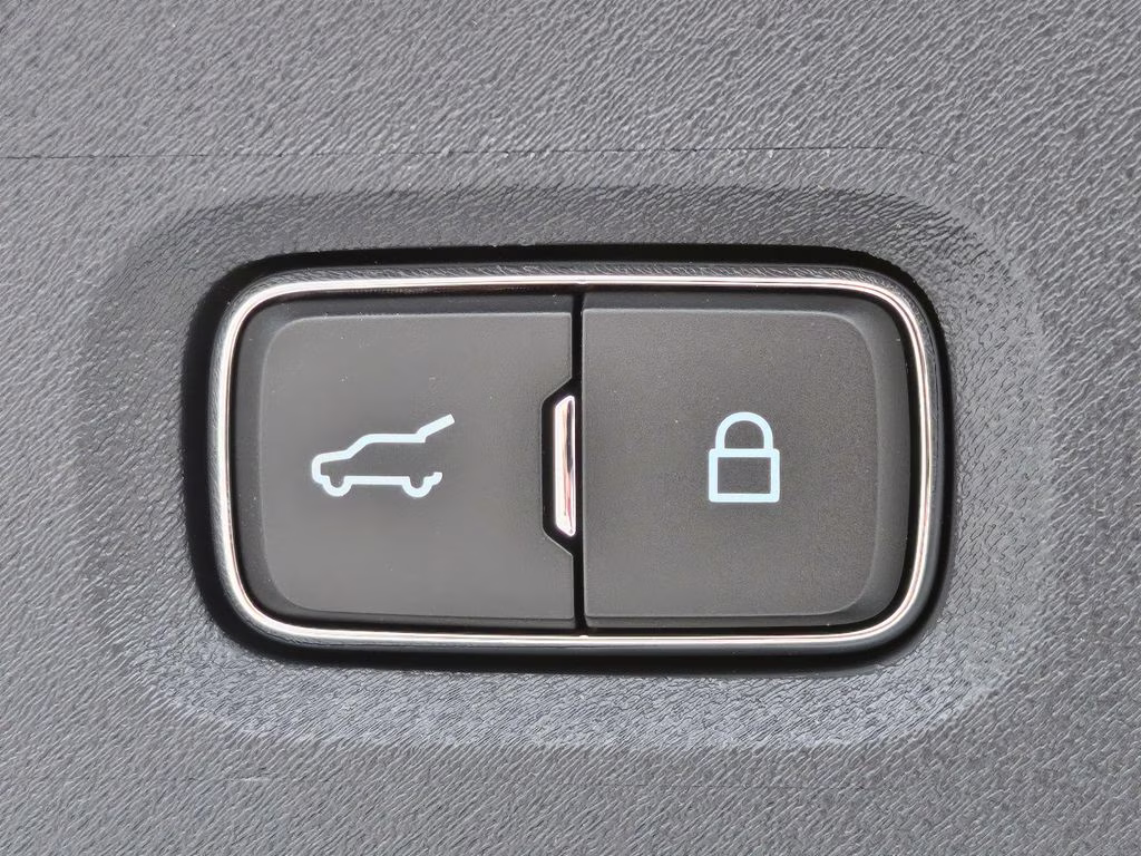 2026 Star White Metallic Tri-Coat Ford Expedition King Ranch 4X4 SUV