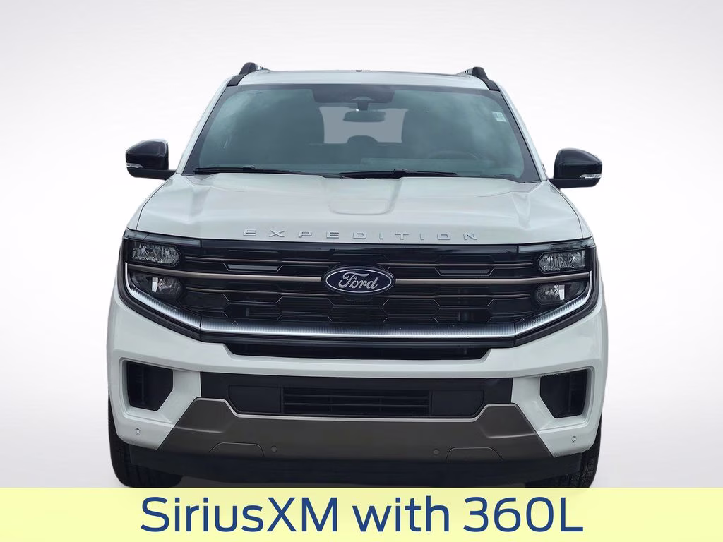 2026 Star White Metallic Tri-Coat Ford Expedition King Ranch 4X4 SUV