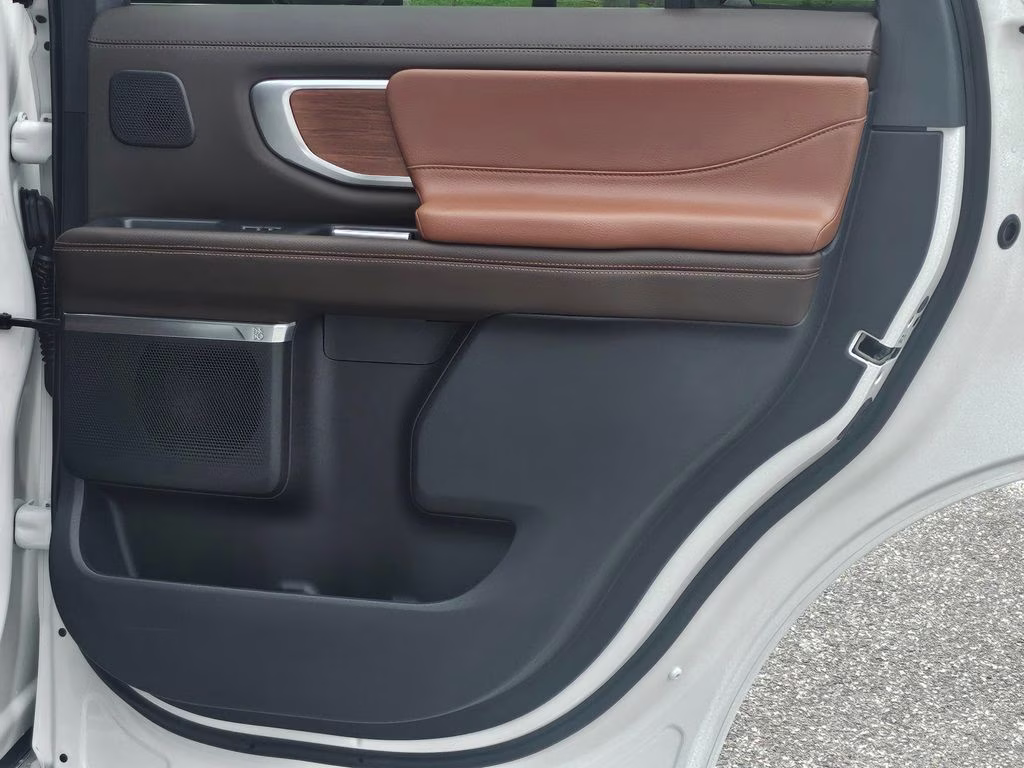 2026 Star White Metallic Tri-Coat Ford Expedition King Ranch 4X4 SUV