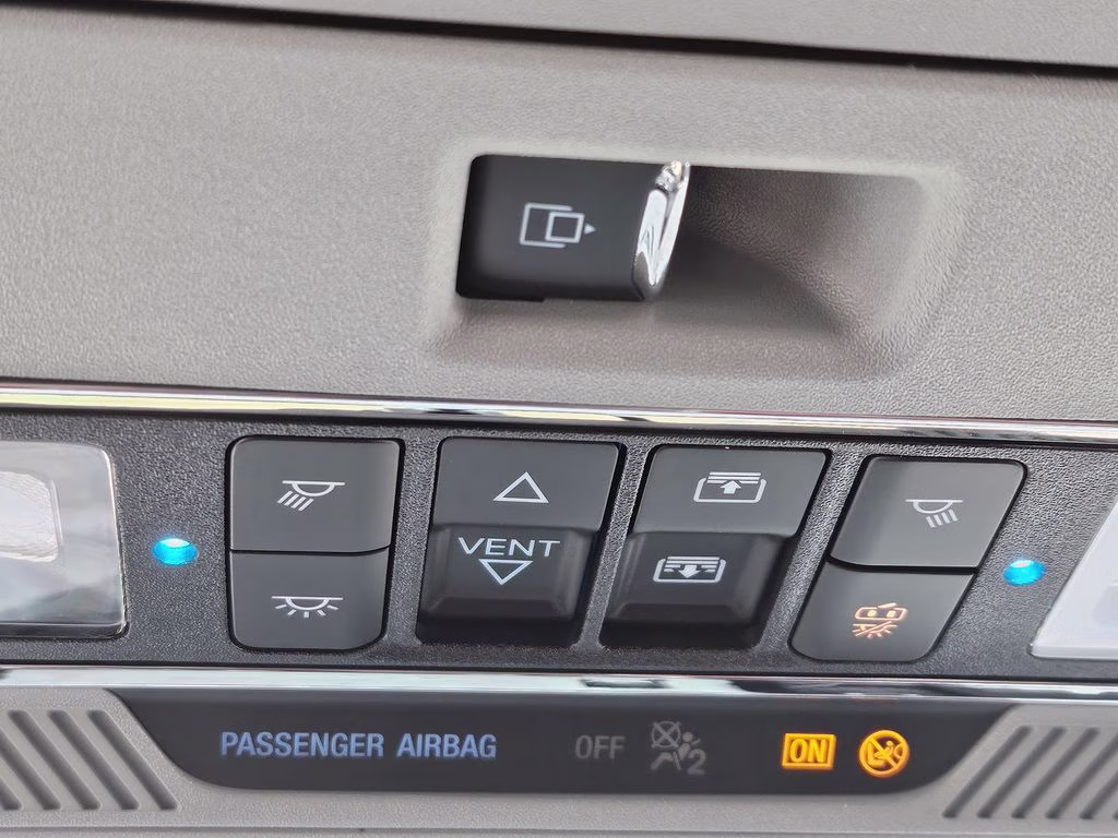 2026 Avalanche Ford Super Duty F-350 SRW Lariat 4X4 Truck