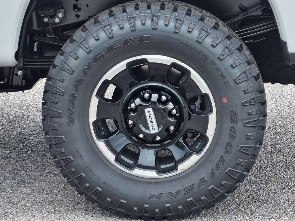2026 Avalanche Ford Super Duty F-350 SRW Lariat 4X4 Truck