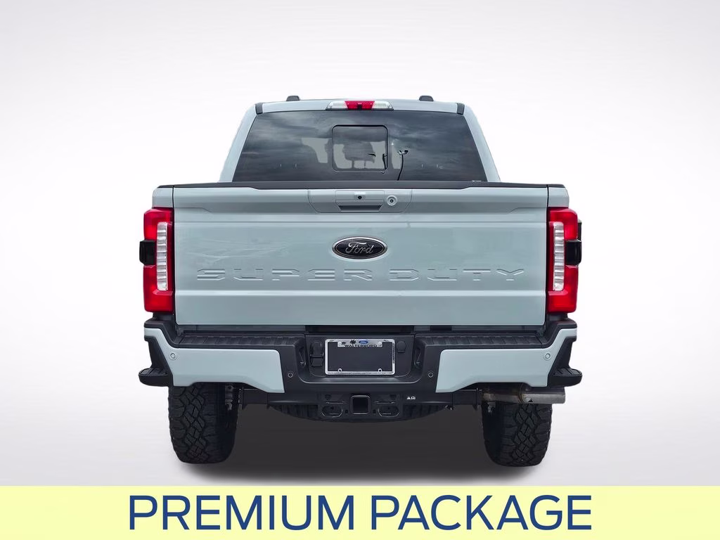 2026 Avalanche Ford Super Duty F-350 SRW Lariat 4X4 Truck