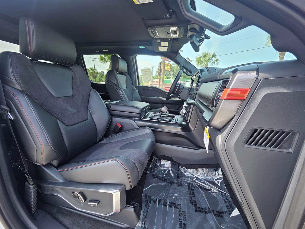 2026 Oxford White Ford F-150 Raptor 4X4 Truck
