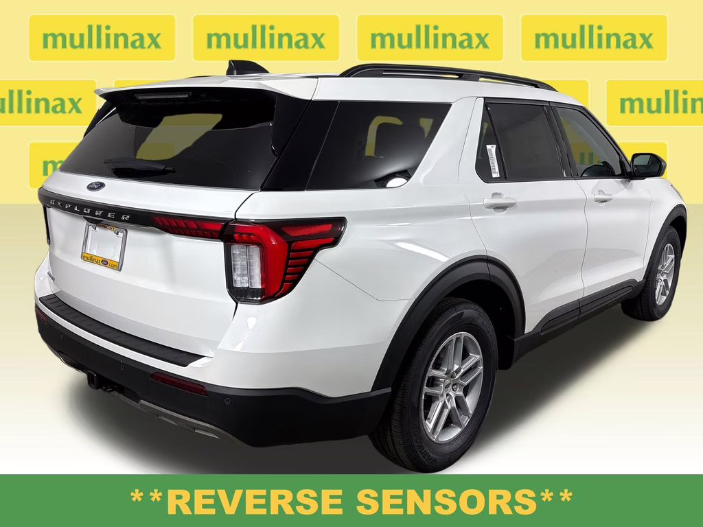 2026 Star White Metallic Tri-Coat Ford Explorer Active RWD SUV