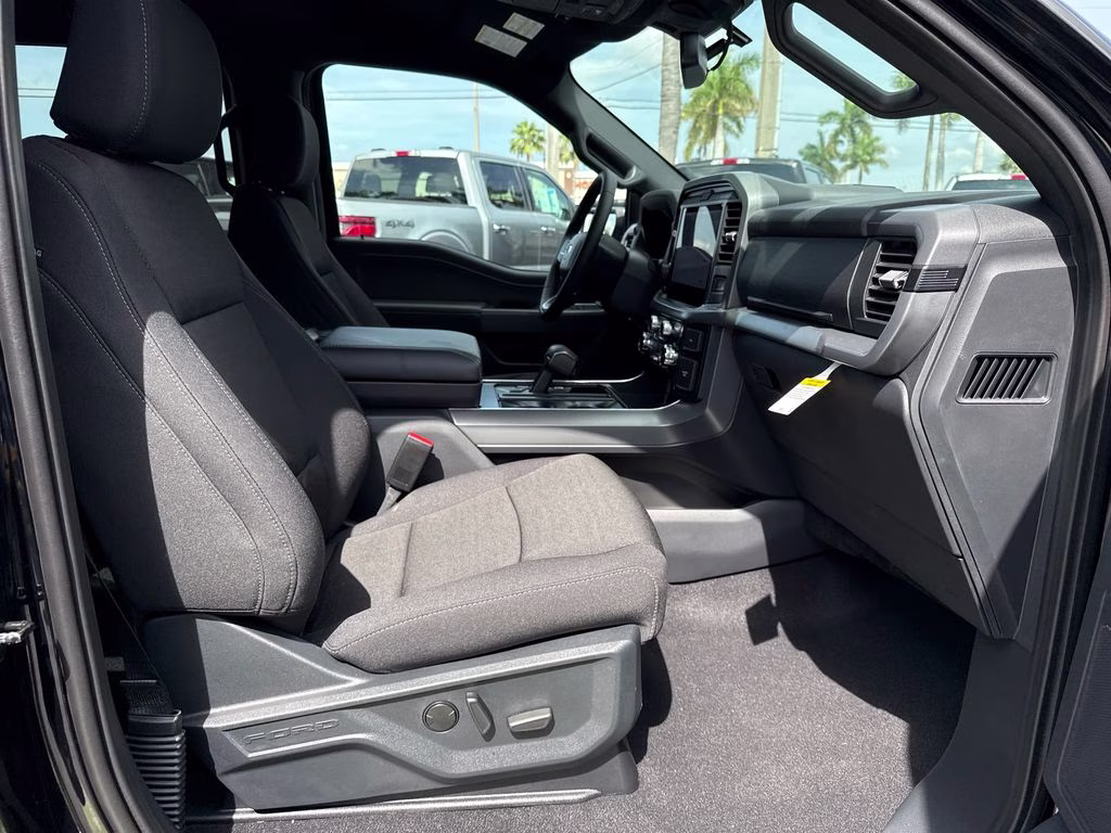 2026 Agate Black Metallic Ford F-150 XLT 4X4 Truck