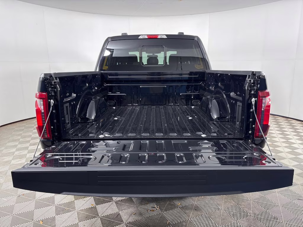 2026 Agate Black Metallic Ford F-150 XLT 4X4 Truck