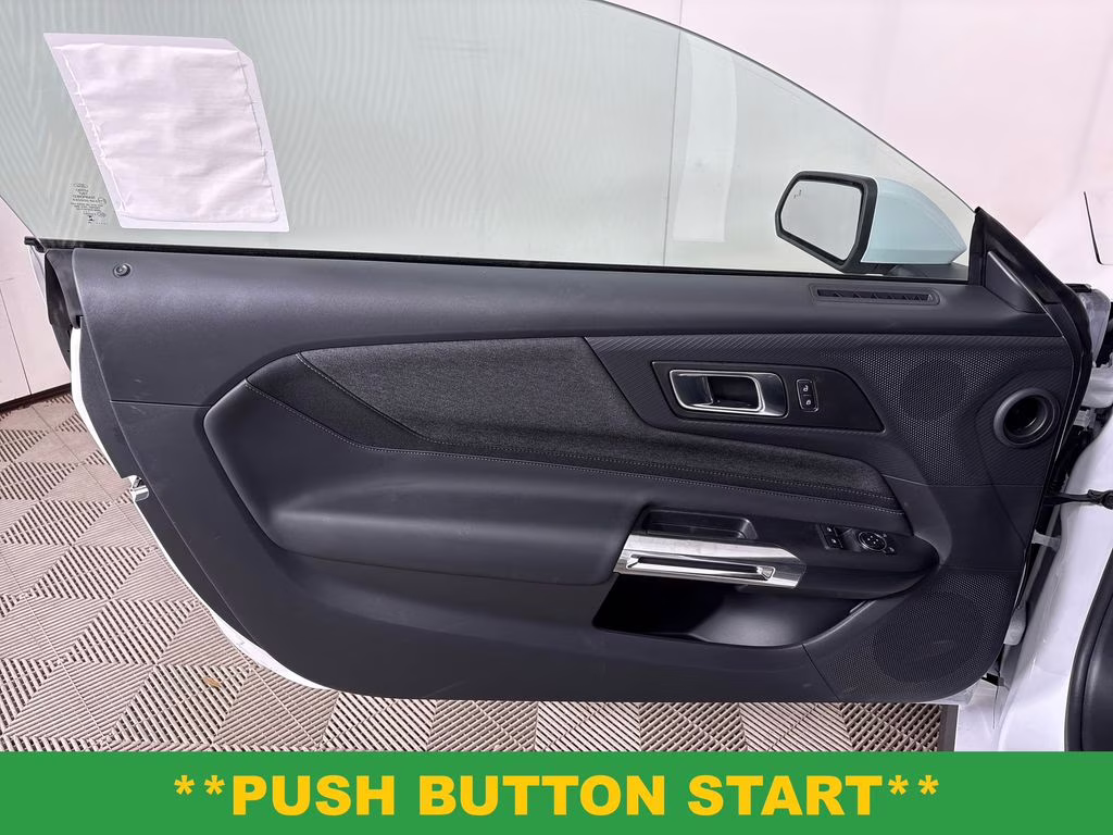 2026 Oxford White Ford Mustang GT RWD Coupe