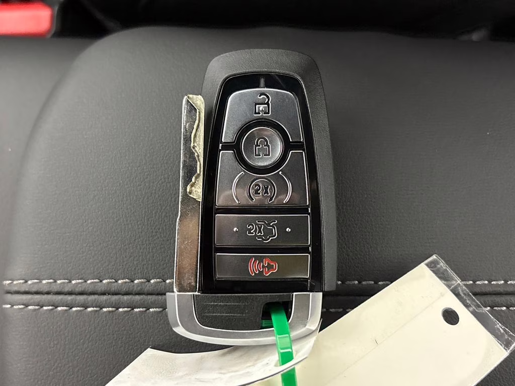 2026 Oxford White Ford Mustang GT RWD Coupe