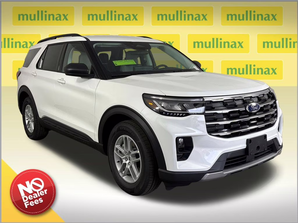 2026 Star White Metallic Tri-Coat Ford Explorer Active RWD SUV