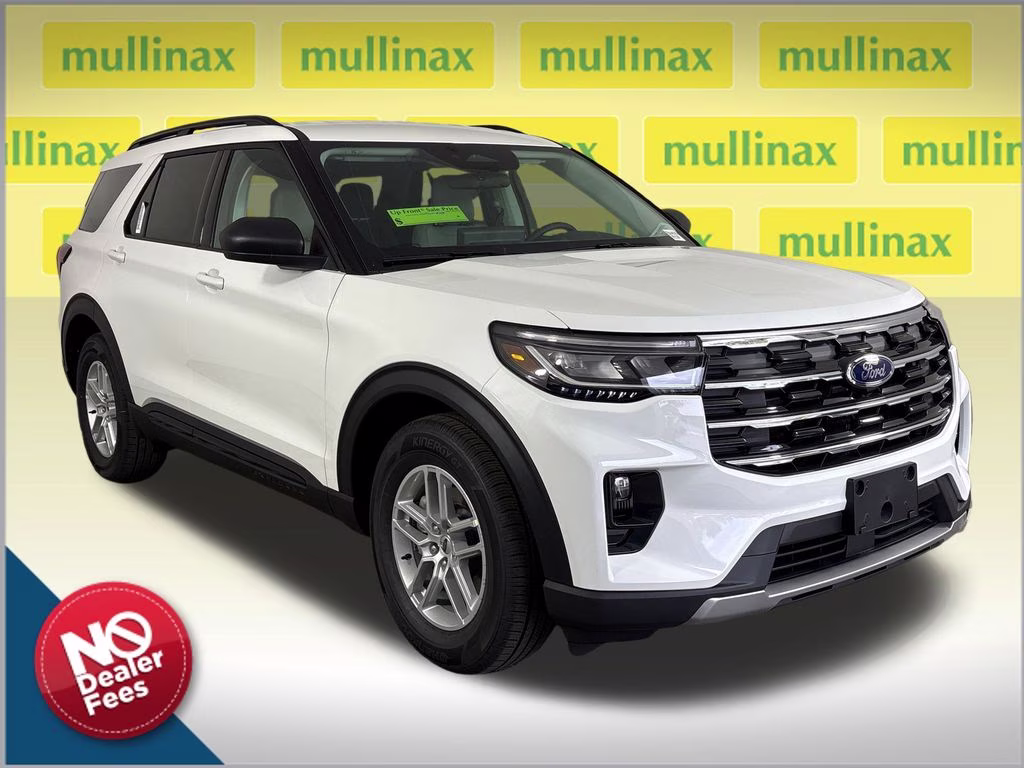 2026 Star White Metallic Tri-Coat Ford Explorer Active RWD SUV