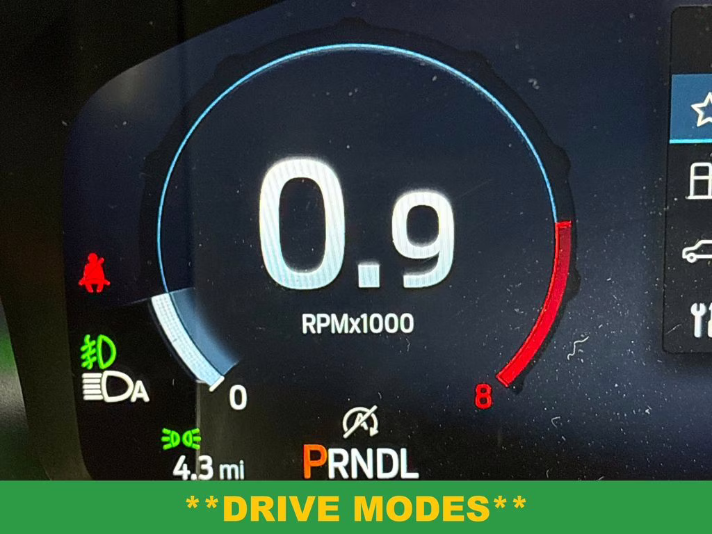 2026 Star White Metallic Tri-Coat Ford Explorer Active RWD SUV