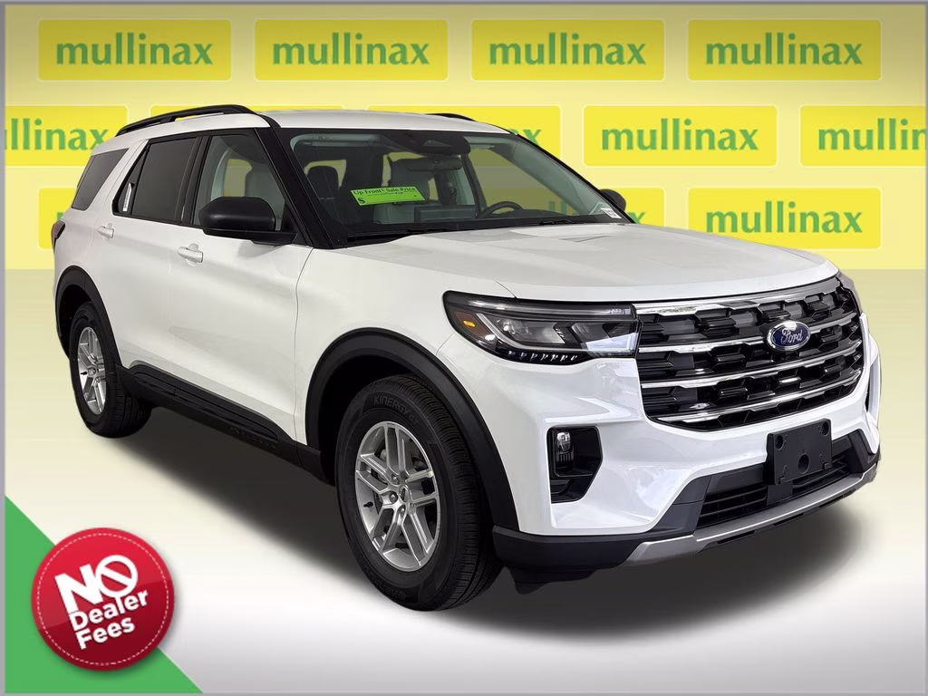 2026 Star White Metallic Tri-Coat Ford Explorer Active RWD SUV