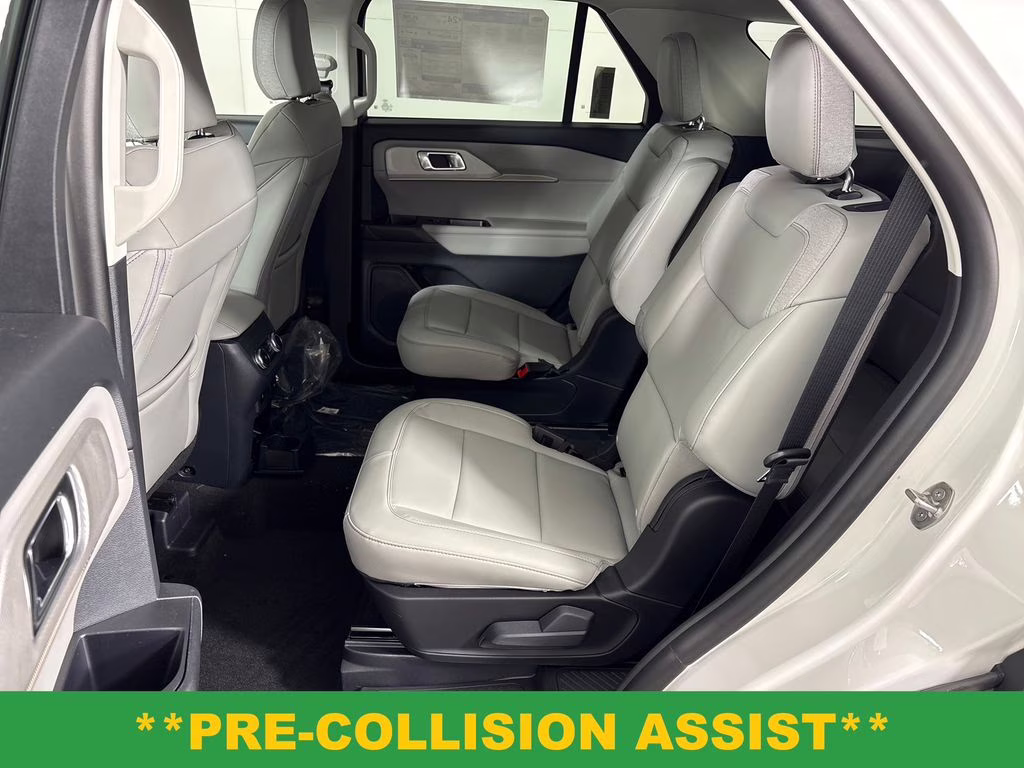 2026 Star White Metallic Tri-Coat Ford Explorer Active RWD SUV