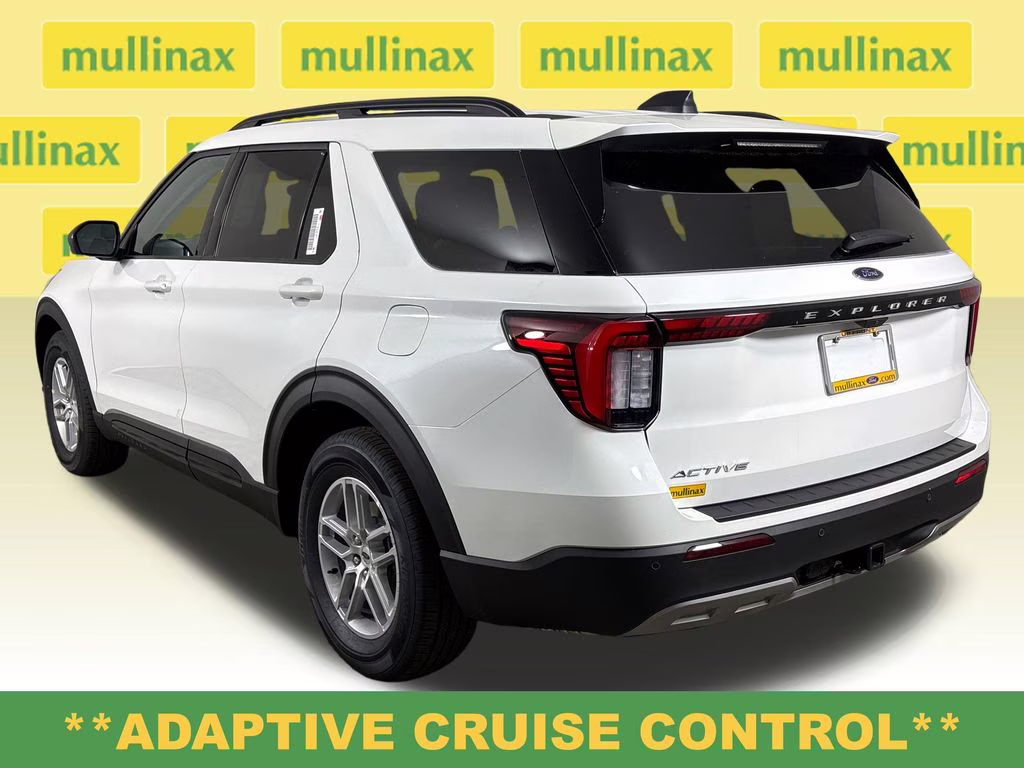 2026 Star White Metallic Tri-Coat Ford Explorer Active RWD SUV