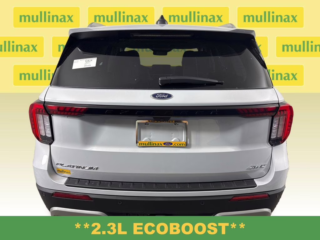 2026 White Ford Explorer Platinum 4X4 SUV