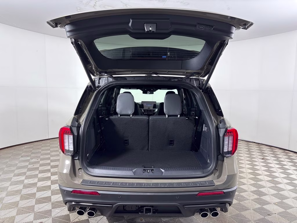 2026 Gray Ford Explorer ST 4X4 SUV