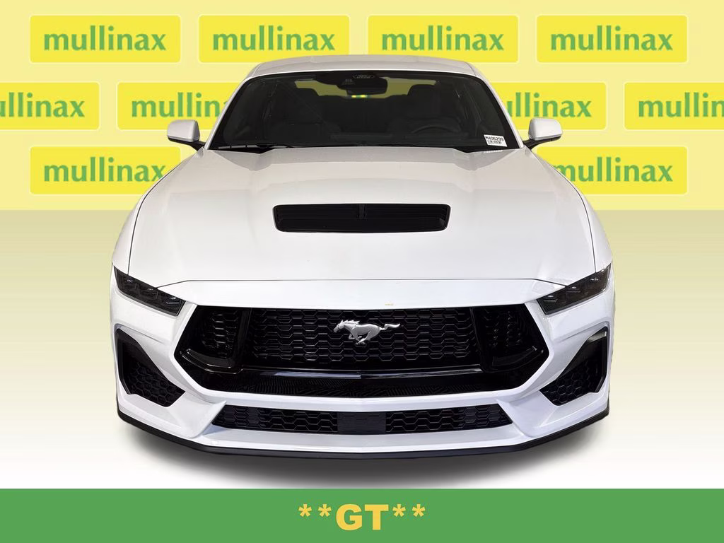 2026 Oxford White Ford Mustang GT RWD Coupe