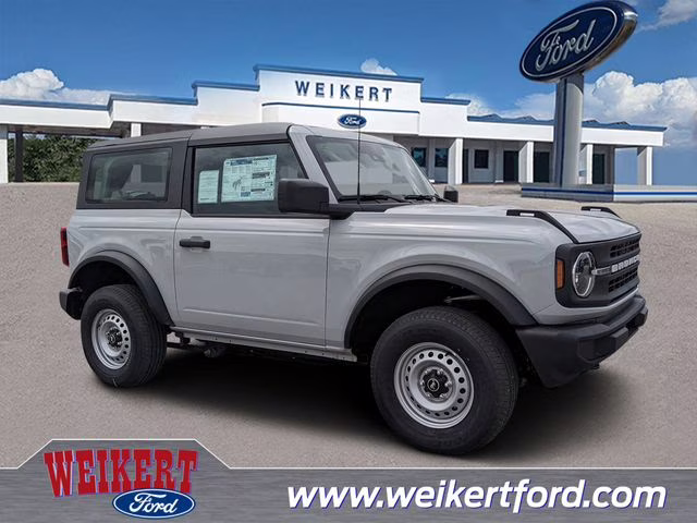 2026 Avalanche Gray Ford Bronco Base 4X4 SUV