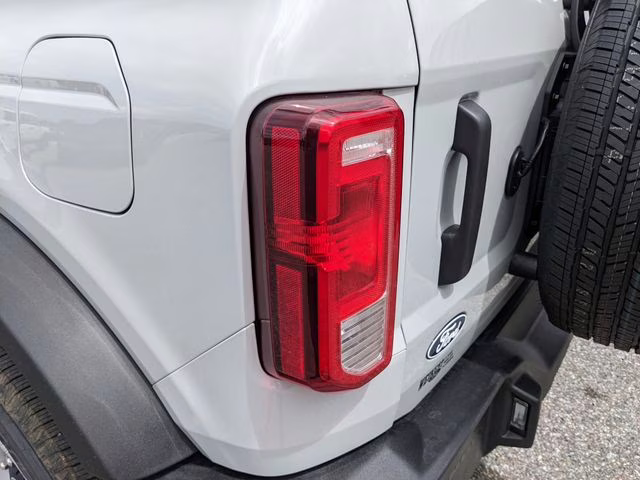 2026 Avalanche Gray Ford Bronco Base 4X4 SUV