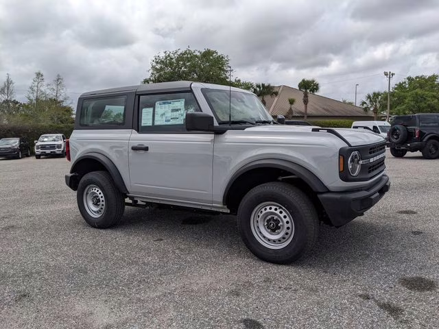 2026 Avalanche Gray Ford Bronco Base 4X4 SUV