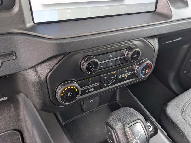 2026 Avalanche Gray Ford Bronco Base 4X4 SUV