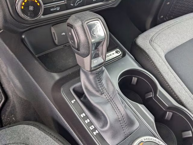 2026 Avalanche Gray Ford Bronco Base 4X4 SUV