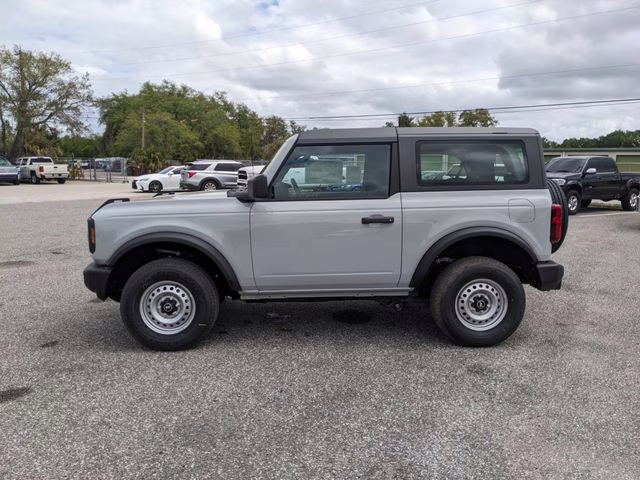 2026 Avalanche Gray Ford Bronco Base 4X4 SUV
