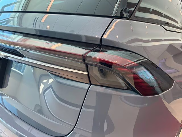 2026 Blue Metallic Lincoln Nautilus Reserve AWD SUV