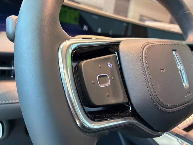 2026 Blue Metallic Lincoln Nautilus Reserve AWD SUV