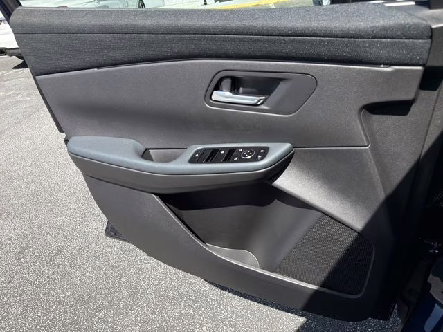 2026 Deep Ocean Blue Pearl Nissan LEAF SV+ FWD SUV