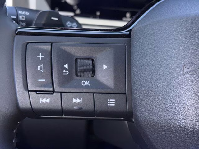2026 Everest White Pearl Tricoat Nissan Rogue Platinum AWD SUV
