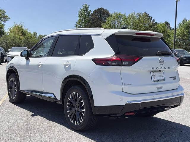 2026 Everest White Pearl Tricoat Nissan Rogue Platinum AWD SUV