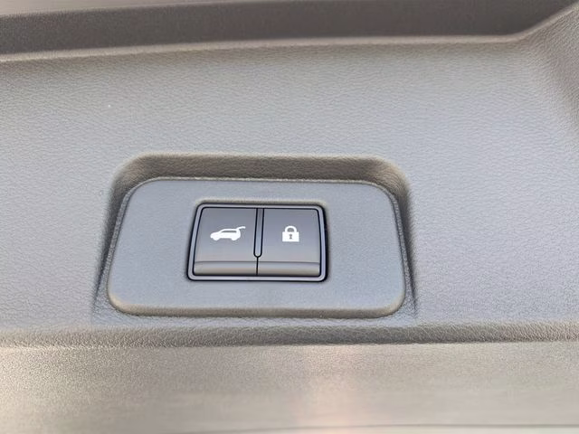 2026 Everest White Pearl Tricoat Nissan Rogue Platinum AWD SUV